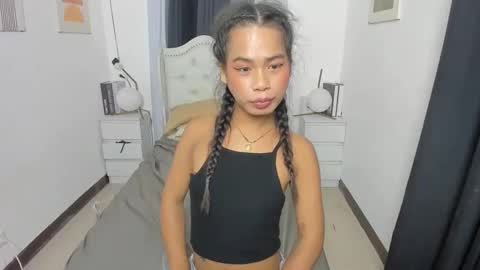 JiwelLyra online show from 02-04-26, 09:31