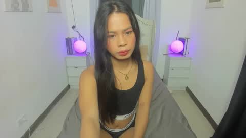 JiwelLyra online show from 02-08-26, 10:02