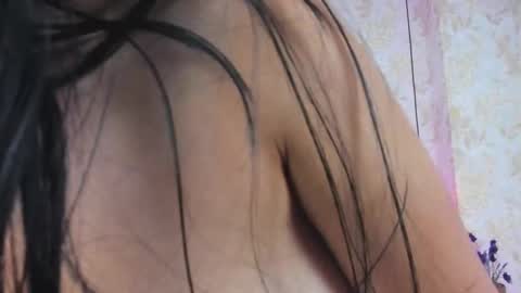 Snapshot of sienna_lorengb chatting on 02-27-25, 05:36 Camila Vargas online show from 02-27-25, 05:36