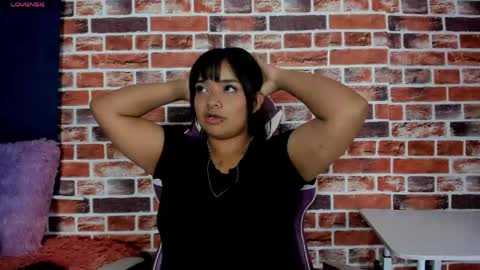 sienna_lux01 online show from 05-06-26, 02:19