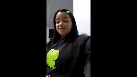 sienna_lux01 online show from 05-22-26, 02:30