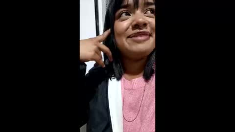 sienna_lux01 online show from 05-23-26, 02:28