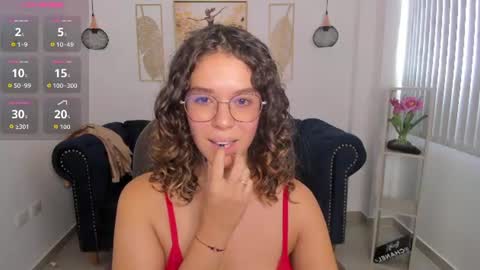 Snapshot of sienna_luxor chatting on 06-16-26, 07:27 siiena online show from 06-16-26, 07:27