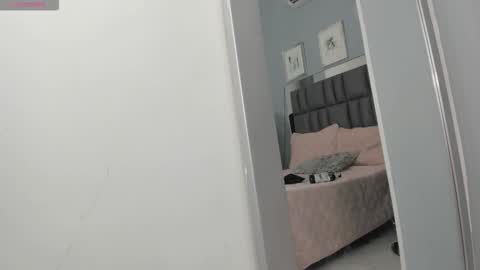 Keira online show from 10-26-25, 11:27