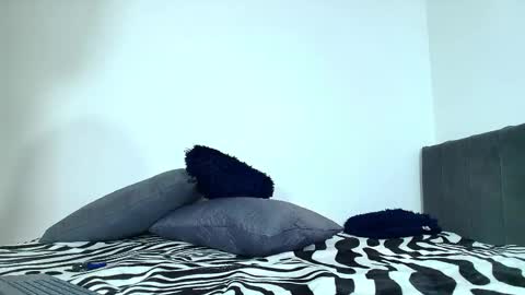 Sienna Morales online show from 04-26-26, 01:31