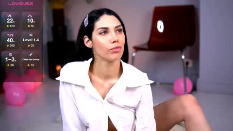 Luna online show from 11-25-25, 08:03