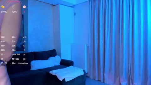 Sienna online show from 10-01-25, 07:53