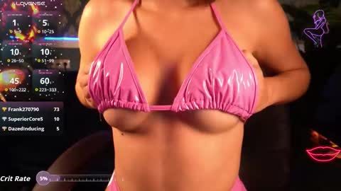 Snapshot of sierra_playa chatting on 09-09-25, 08:19 Siera online show from 09-09-25, 08:19