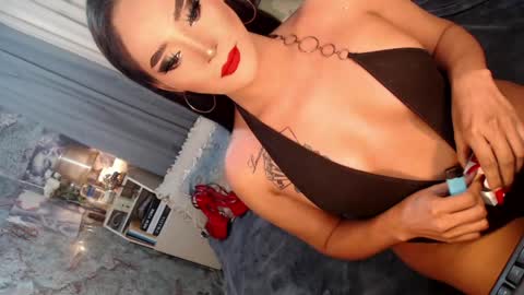 Snapshot of sierrafina_mcbride chatting on 05-11-26, 04:04 Sierrafina online show from 05-11-26, 04:04