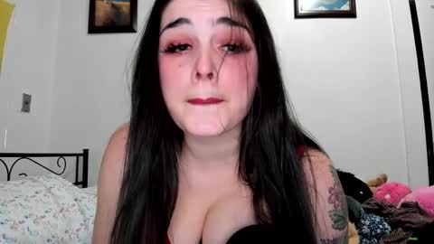 Snapshot of sierrasquirter chatting on 01-28-25, 04:18 Sierra online show from 01-28-25, 04:18