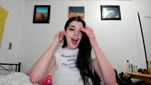 Snapshot of sierrasquirter chatting on 02-17-25, 04:09 Sierra online show from 02-17-25, 04:09