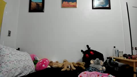 Snapshot of sierrasquirter chatting on 02-17-25, 07:15 Sierra online show from 02-17-25, 07:15