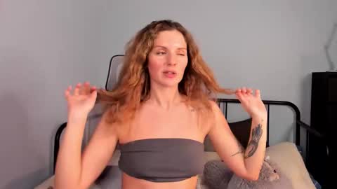 Kira online show from 01-31-26, 07:11