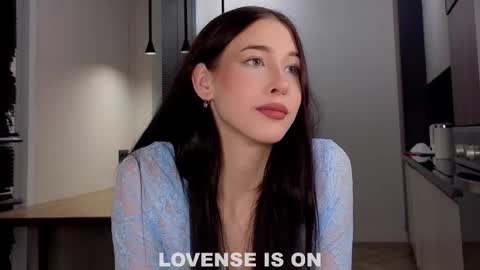 Eva  online show from 02-10-26, 11:03