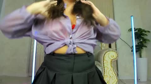 Snapshot of sikorasona chatting on 10-13-25, 06:08 sikorasona online show from 10-13-25, 06:08
