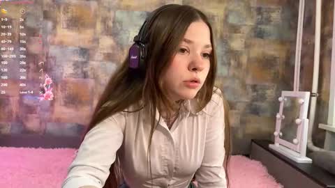 Snapshot of silena_bb chatting on 03-13-26, 09:49 Silena online show from 03-13-26, 09:49