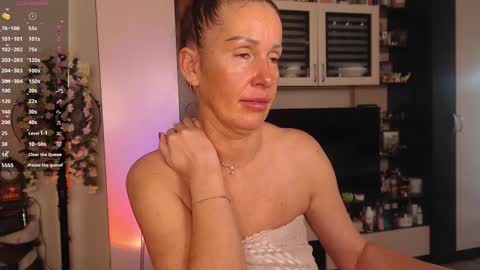 silenaa_sloussen online show from 09-15-25, 04:34