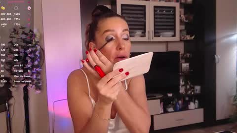 Snapshot of silenaa_sloussen chatting on 11-13-25, 05:28 silenaa_sloussen online show from 11-13-25, 05:28