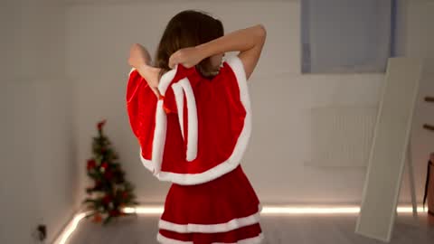 Snapshot of silent_chill chatting on 12-25-24, 01:09 Chilli online show from 12-25-24, 01:09