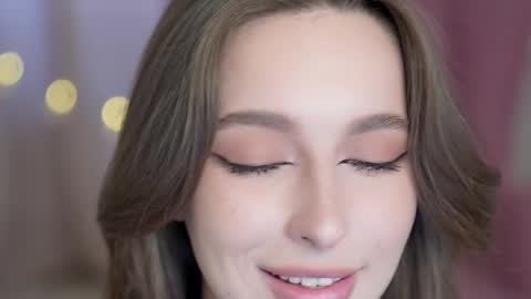 Snapshot of silent_chill chatting on 03-07-25, 02:12 Chilli online show from 03-07-25, 02:12