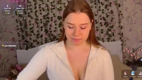 Snapshot of silent_princesses chatting on 02-17-25, 04:42 Chloe online show from 02-17-25, 04:42