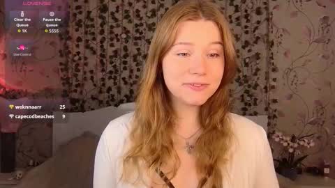 Chloe online show from 09-25-25, 05:00