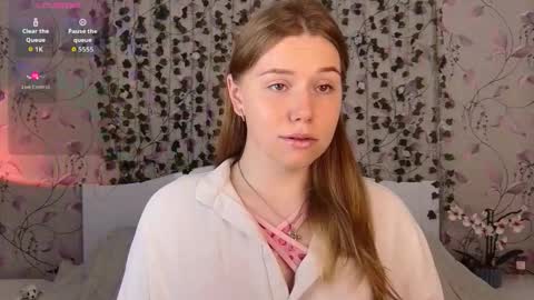 Chloe online show from 10-06-25, 04:54