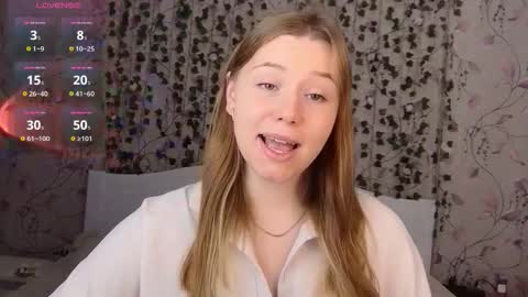 Chloe online show from 10-23-25, 05:18