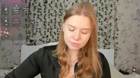 Chloe online show from 10-27-25, 05:22