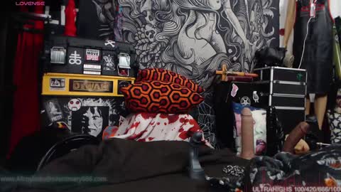 Allmylinkssilentmary666 online show from 12-14-24, 01:17
