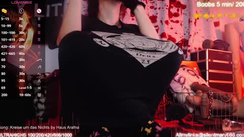 Snapshot of silentmary chatting on 10-27-25, 09:02 Allmylinkssilentmary666 online show from 10-27-25, 09:02