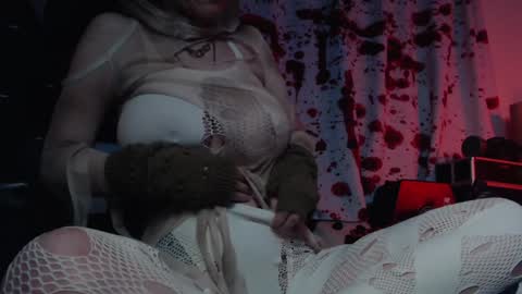 Snapshot of silentmary chatting on 10-31-25, 03:40 Allmylinkssilentmary666 online show from 10-31-25, 03:40