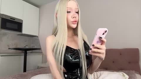 Diana  online show from 10-01-25, 05:46