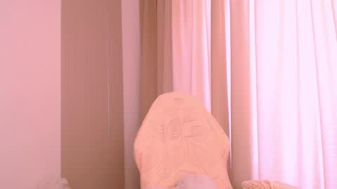 Snapshot of silk_ann chatting on 02-20-26, 07:10 silk_ann online show from 02-20-26, 07:10