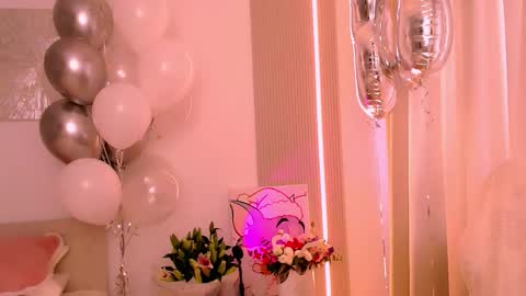 Snapshot of silk_ann chatting on 02-25-26, 06:12 silk_ann online show from 02-25-26, 06:12