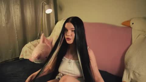 Nixie online show from 12-15-25, 04:33