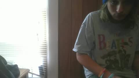 Snapshot of sillycutecow chatting on 12-04-24, 03:10 Hailey online show from 12-04-24, 03:10