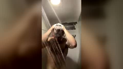 Snapshot of sillydillynewfie chatting on 06-13-26, 05:44 Silly Dilly Newfie online show from 06-13-26, 05:44