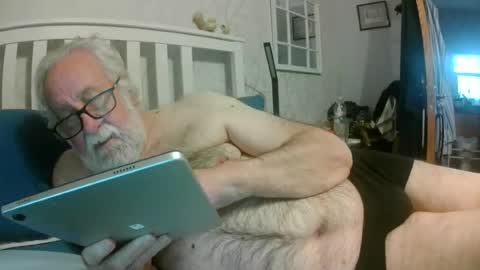 Snapshot of sillyoldman45221063 chatting on 07-13-26, 08:11 sillyoldman45221063 online show from 07-13-26, 08:11