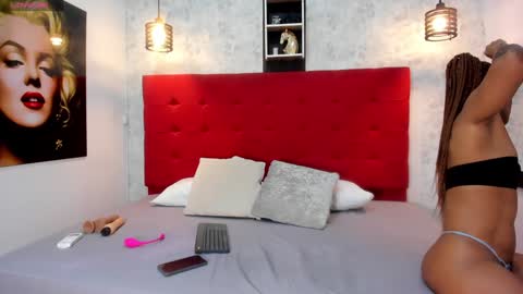 Snapshot of silvannafit chatting on 01-29-25, 12:13 Silvana Fit online show from 01-29-25, 12:13