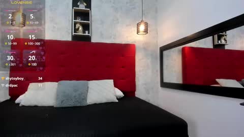 Snapshot of silvannafit chatting on 02-19-25, 11:25 Silvana Fit online show from 02-19-25, 11:25