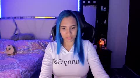   powder    online show from 01-17-25, 01:47