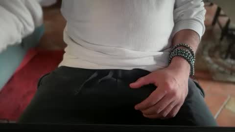 Snapshot of silverbeard81 chatting on 11-20-25, 12:05 silverbeard81 online show from 11-20-25, 12:05