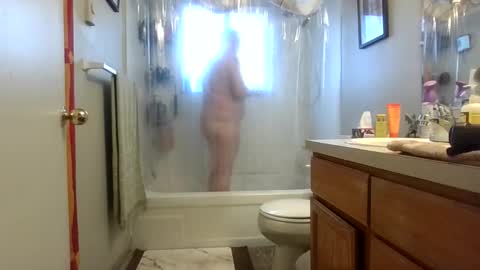 silverdragon70 online show from 12-21-25, 07:54