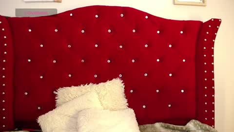 silvia_ls online show from 12-20-24, 01:03
