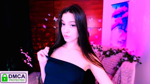 Silvia nude in pvt  online show from 01-07-25, 12:13