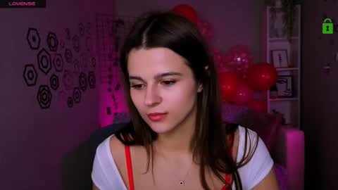 Snapshot of silvia_queen1 chatting on 02-14-26, 08:38 Silvia nude in pvt online show from 02-14-26, 08:38