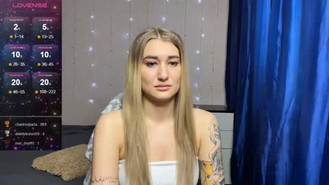 Silvia online show from 02-15-25, 10:22