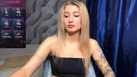 Silvia online show from 09-13-25, 03:56