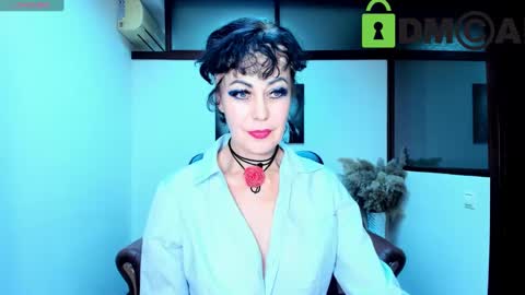 Silvia Wallec online show from 02-15-25, 12:43